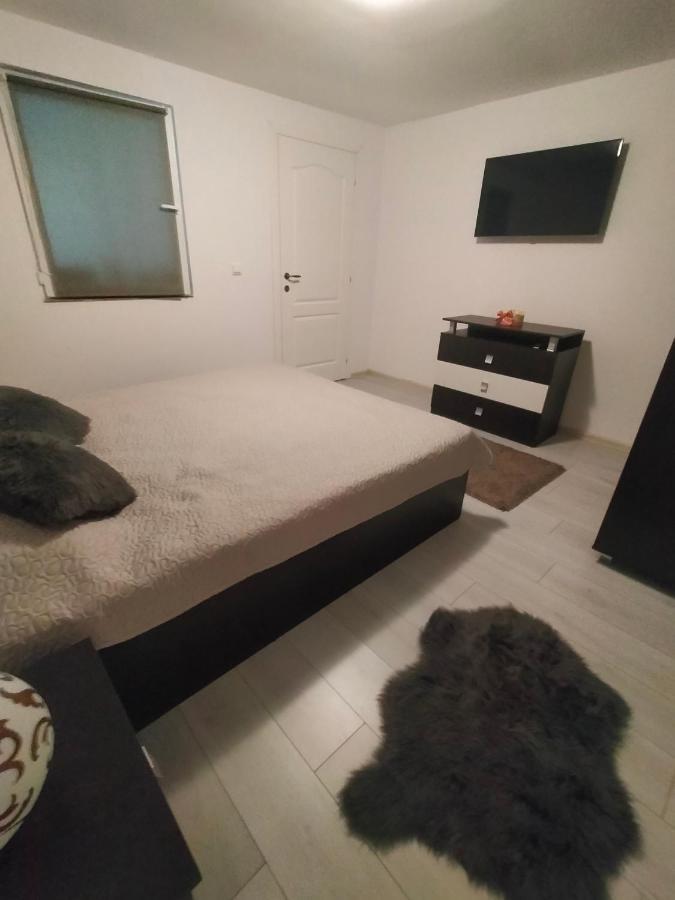 Casa Luminita Βίλα Ieşelniţa Εξωτερικό φωτογραφία